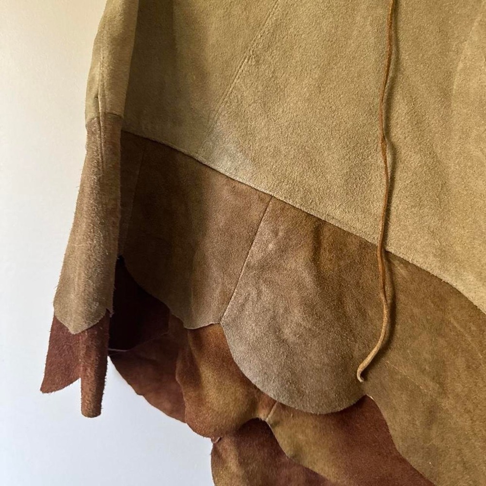 Vintage 70s Suede Genuine Leather Scallop Poncho brown red western prairie boho - Picture 6 of 8